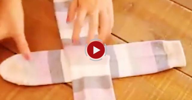 The Right Way To Fold Socks!