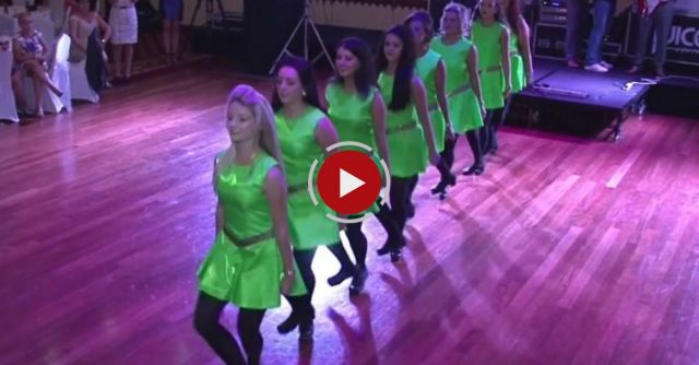 Groom Surprises Wedding Guests With Awesome Dance!