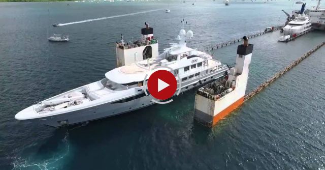 Great Aerial Footage Of DYT Vessel Super Servant 4's  Float-on Yacht Transport Method In Martinique!