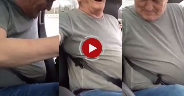 Man Can't Get Out Of His Seatbelt And I Can't Stop Laughing At Him