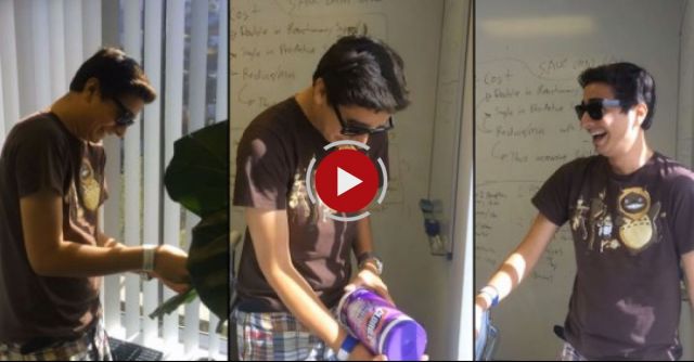 Colorblind Man Sees Purple For The First Time