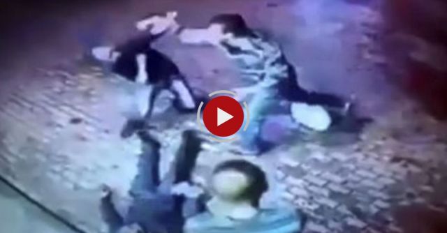 Amazing !! 2 Drunk Men Trying To Steal Old Man !!