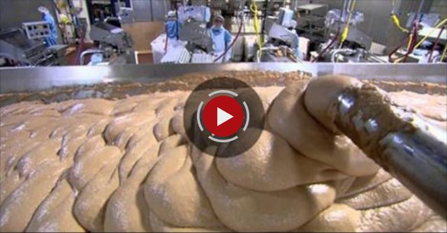 How It's Made Hot Dogs