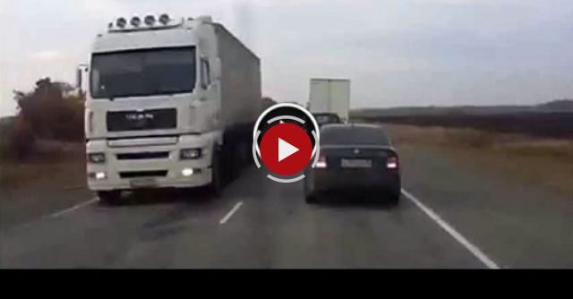 Attempt At Overtake Goes Bad 
