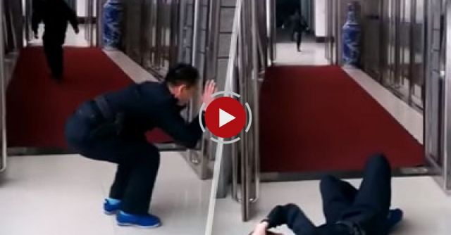  Security Guards Scare Their Buddy In Most Innovative Way