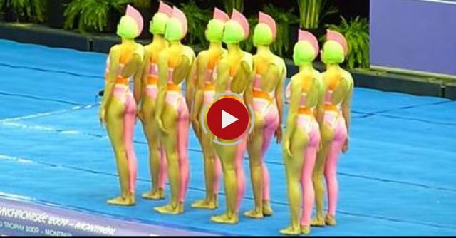 Team UK Synchronized Swimming We Will Rock You Montreal November 2009