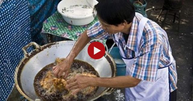 Superhands: The Man That Fries Chicken With His Hands