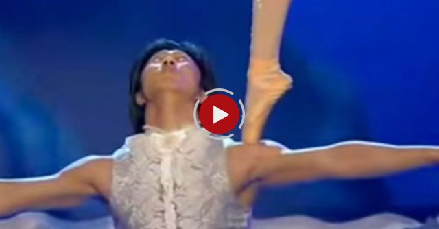 This performance left 28 million people speechless. How is this humanly possible?