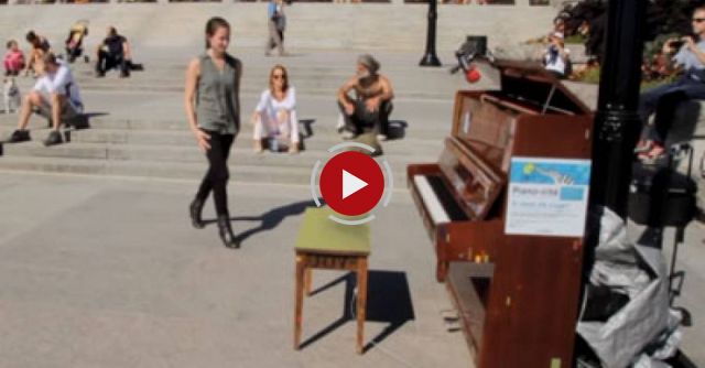 She approaches an empty piano, then everyone's jaw hit the ground when she does this