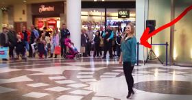 40 Irish dancers surprise shoppers with awesome flash mob