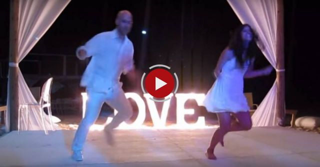 He is a famous choreographer: his duet dance at his own wedding will leave you speechless!