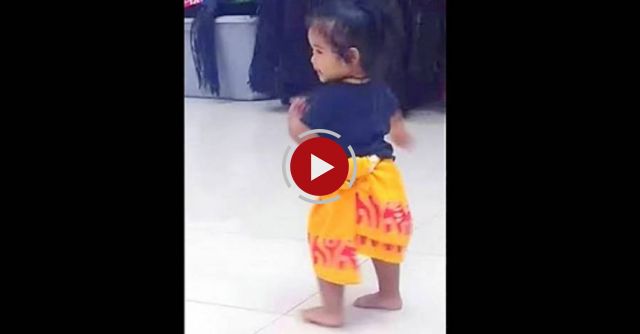 Here's the youngest student of this dancing school. She's insanely cute !!