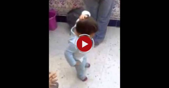 2 year old dancing the flamenco amazes everyone