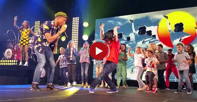 Pharrell and Dylan dancing