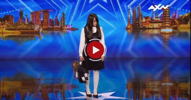 The sacred Riana scares and terrifies the judges