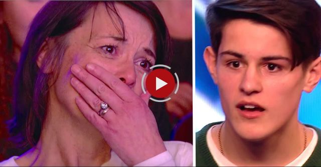 Teen Goes To Sing, But Then Simon Has Him Look Closer At The Seat Next To His Mom